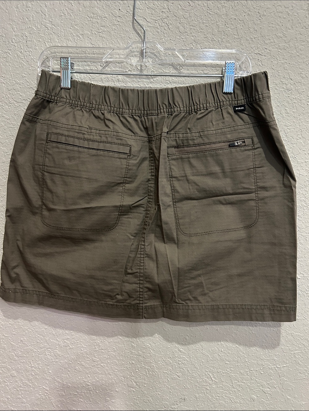 Prana Men's Olive Green Flat Front Shorts